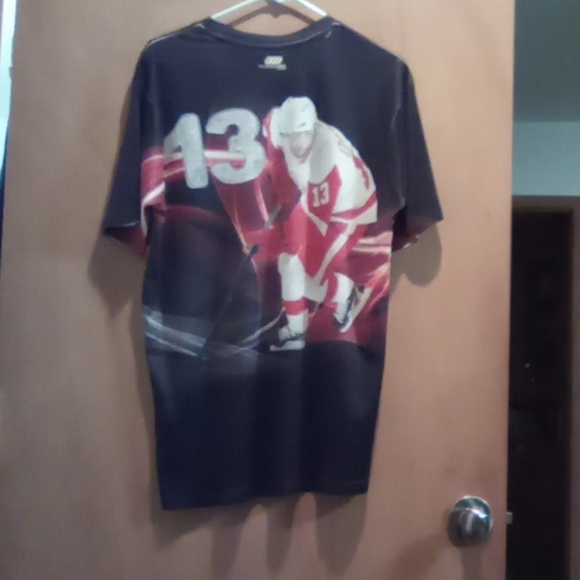 Pavel Datsyuk Detroit Redwings shirt - Picture 7 of 8